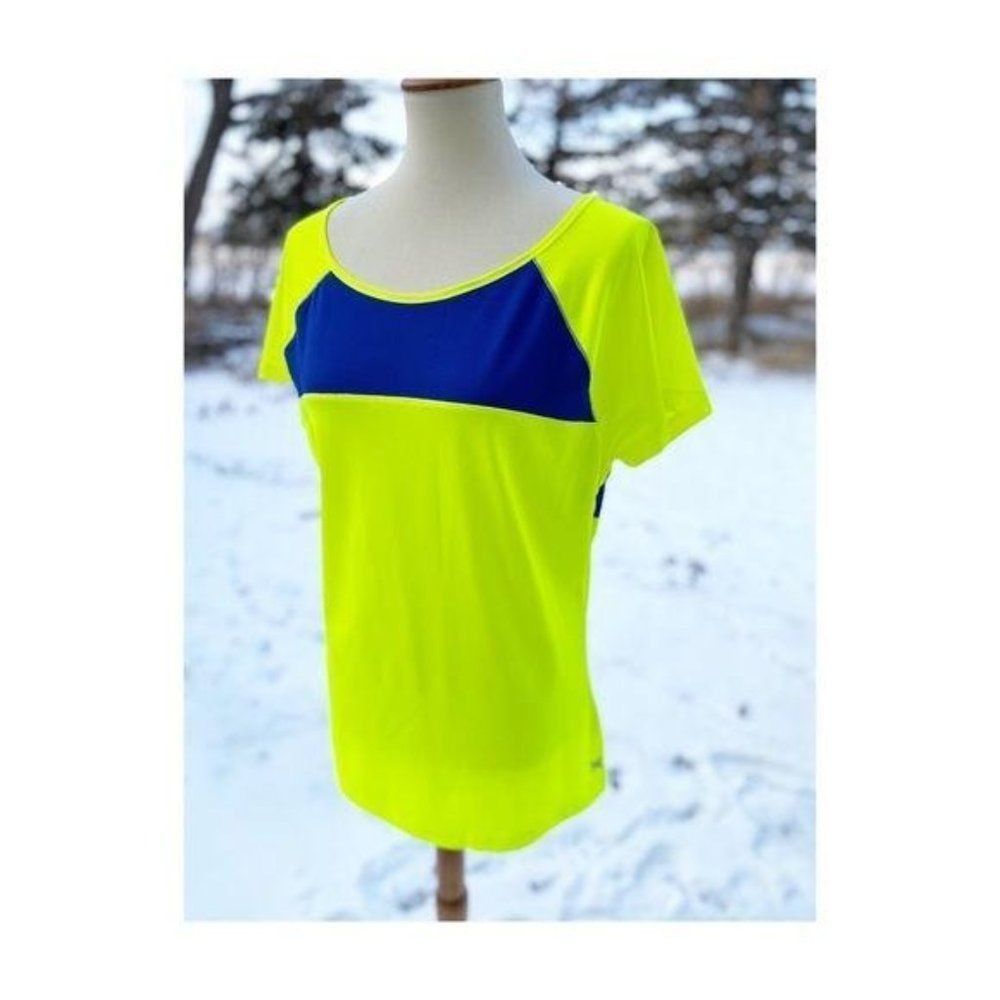 Xersion performance Sports Dry Fit T-Shirt Top